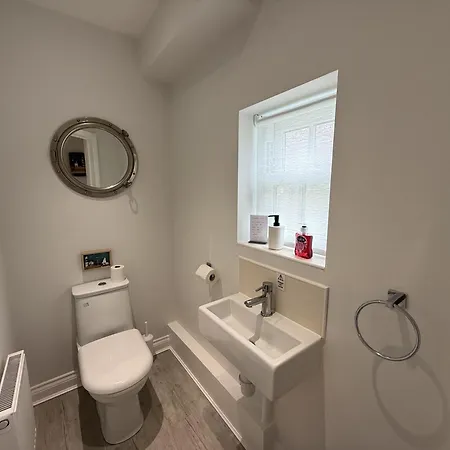 Pebble Place, Sleeps 6, 1 Small Dog Welcome