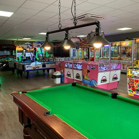 Pebble Place, Sleeps 6, 1 Small Dog Welcome 펜션