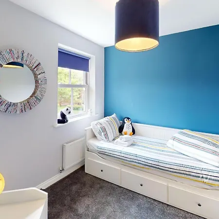 Pebble Place, Sleeps 6, 1 Small Dog Welcome 펜션 파일리